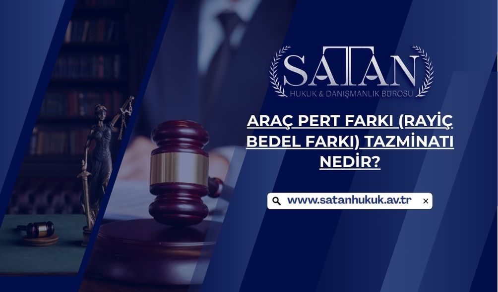 Pert olan aracın kaza sonrası hasarını gösteren araç görseli.